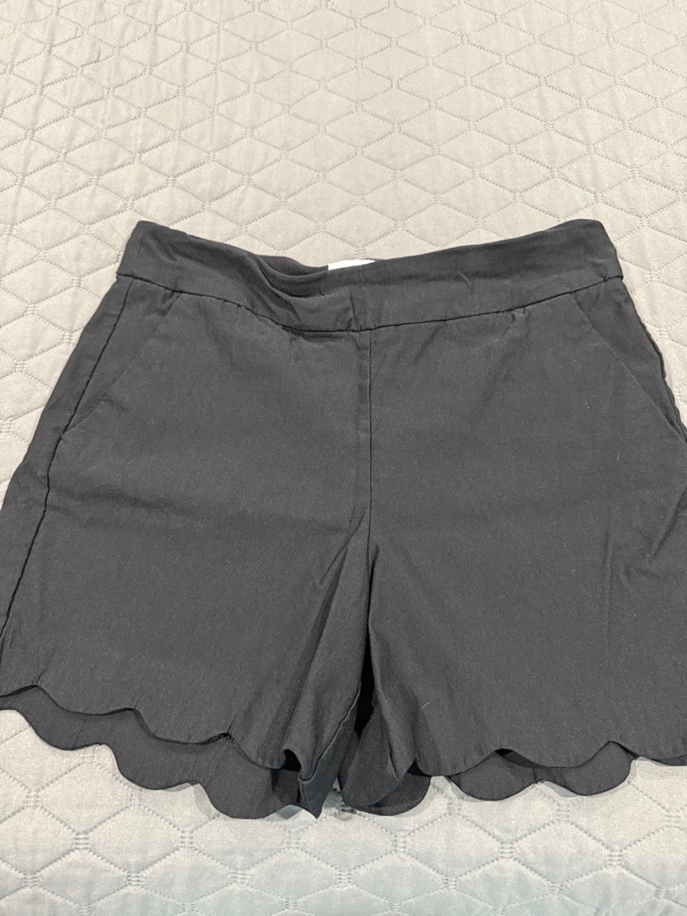 crown & ivy Black Scalloped Hem High-Waist Shorts